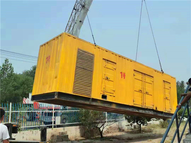 汶川300KW柴油发电机组油耗是多少？